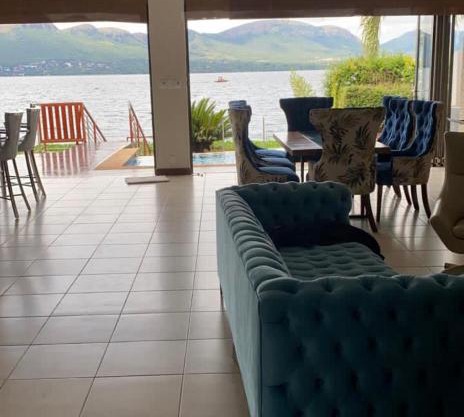 Dam View HOUSE