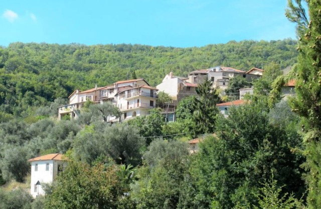 Daniele by Interhome