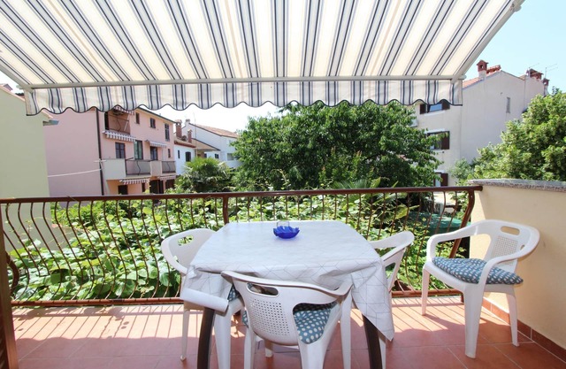 DARKO One-Bedroom Apartment 1