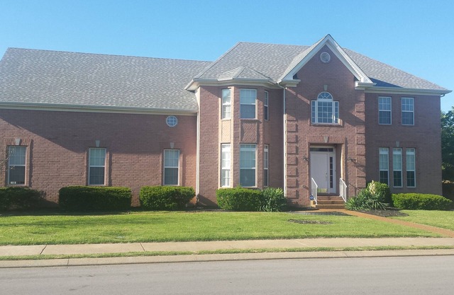 David's Fun House - Sleeps 24. Pool Table, Ping Pong, Piano.n5 Bedrooms, 3 Baths