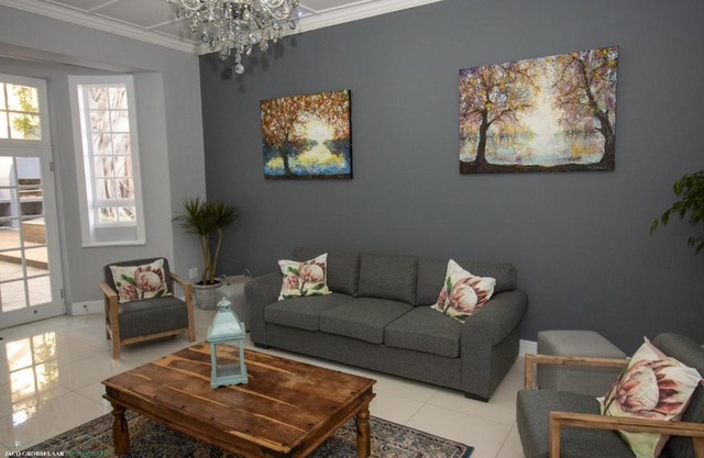 Dawson Manor Guest House