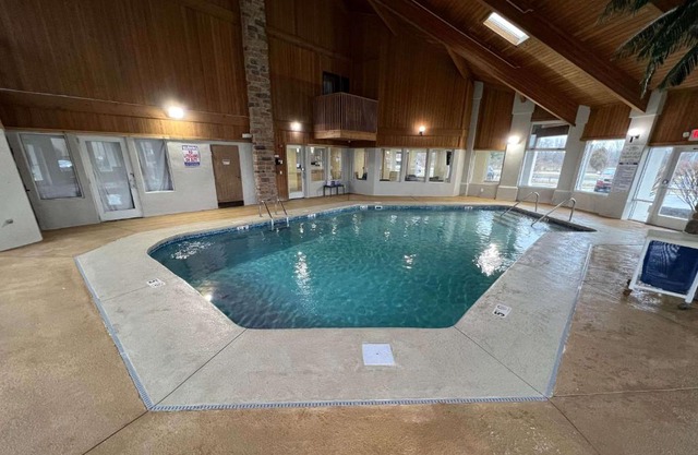 Days Inn by Wyndham Batavia Ohio