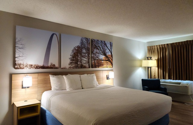 Days Inn by Wyndham Collinsville/St. Louis