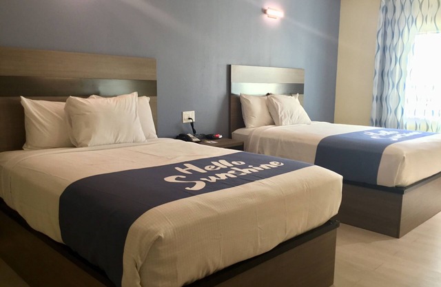Days Inn by Wyndham Freeport