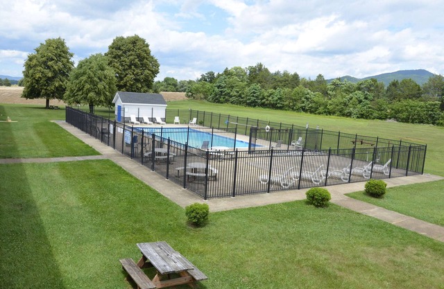 Days Inn by Wyndham Luray Shenandoah