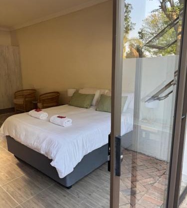 De Vlei - Private Accommodation in Garsfontein