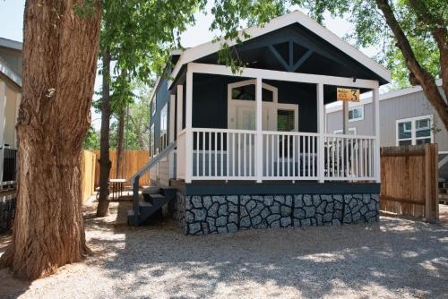 Delicate Arch Cabin - Edge of the Desert #03