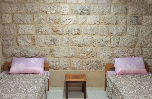 Delightful 1-bedroom + living room apartment old stone style in Faitroun