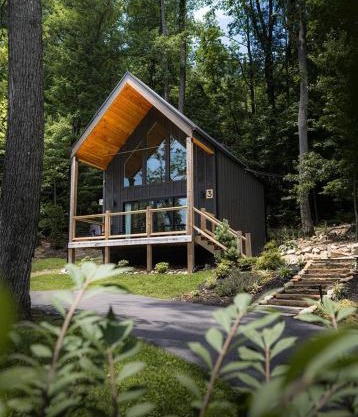 Delightful Cottage Ideal for Small Groups in Sevierville, Tennessee