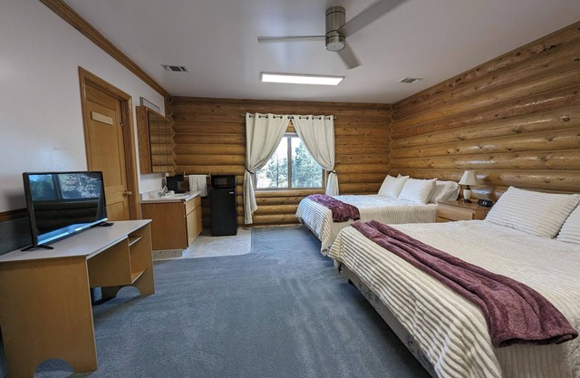 Delightful Double Room - Room 211