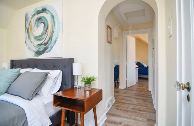 Delightful Duplex on 29th St Upper