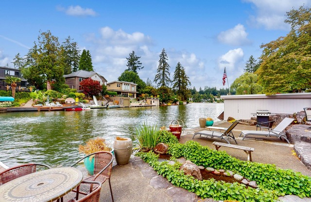 Delightful Retreat with Water Views, Fast WiFi, Gas Grill, & Furnished Patio