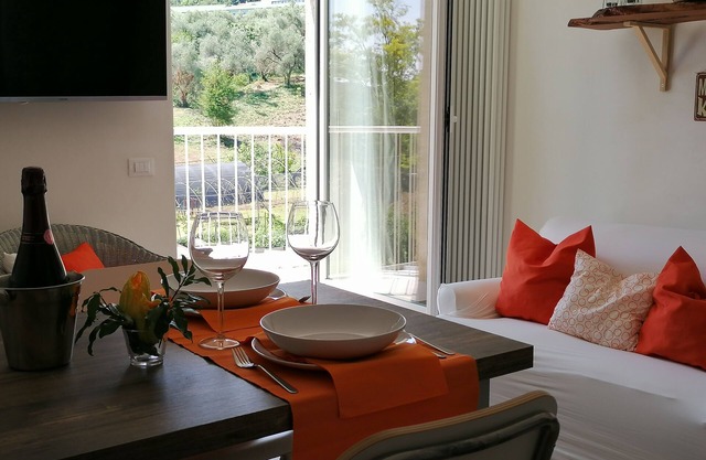 Delightful Sant'Anna Apartment in Salo - Lake Garda.