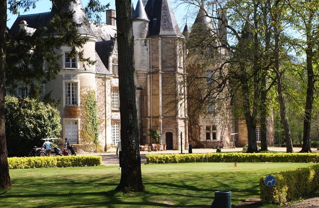 Delightful Upstairs Apartment in the Beautiful Rural Countryside of the Loire.