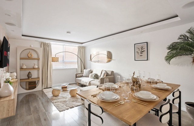 Deluxe 3BR House | 12mins to Kilburn Station | ST