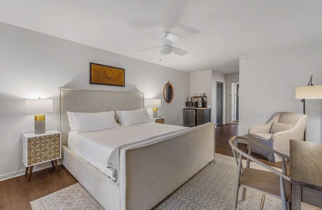 Deluxe King Room at our Boutique Bed and Brewery