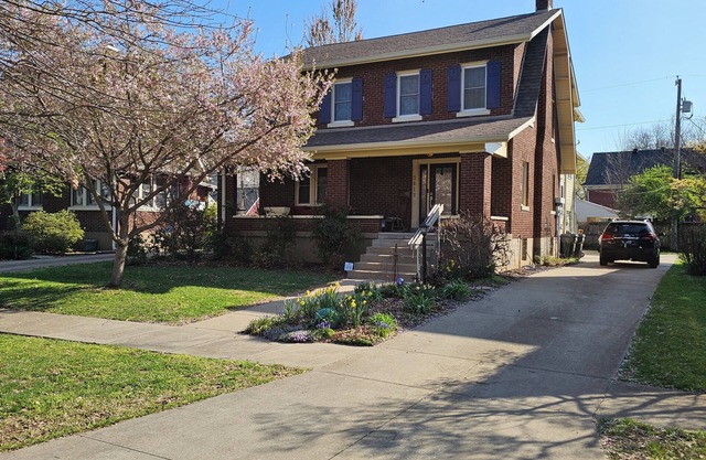 Derby Dream 4-bedroom house with WiFi and AC in brilliant Louisville