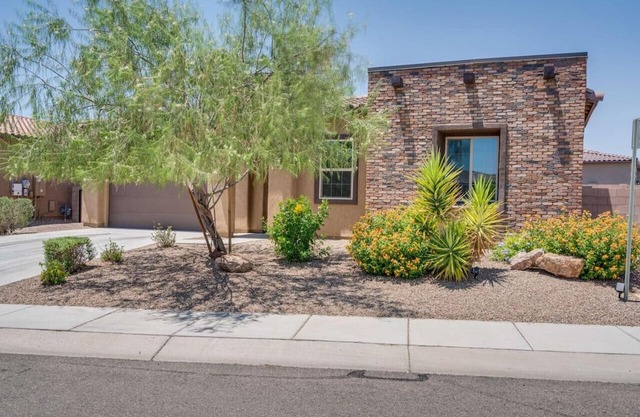 Design Dream/4 BR 3 BA/Garage/View/Upscale