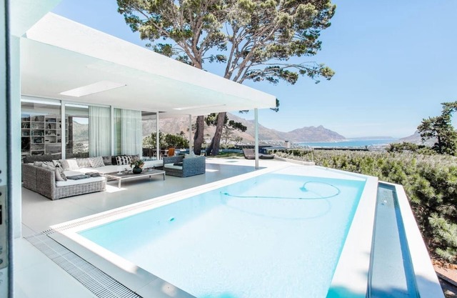 Design Villa with magic views, secure estate, up to 12 people, Top equipement