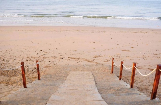 Destination Beach Resort by Dreamworld