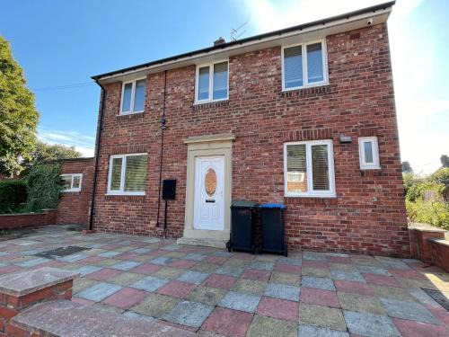 Detached 3-Bedroom House, Durham