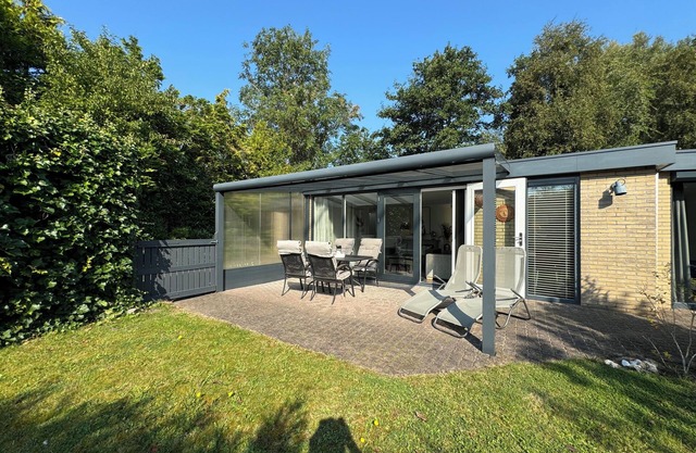 Detached 4-person house with sauna, WLAN, fenced garden.