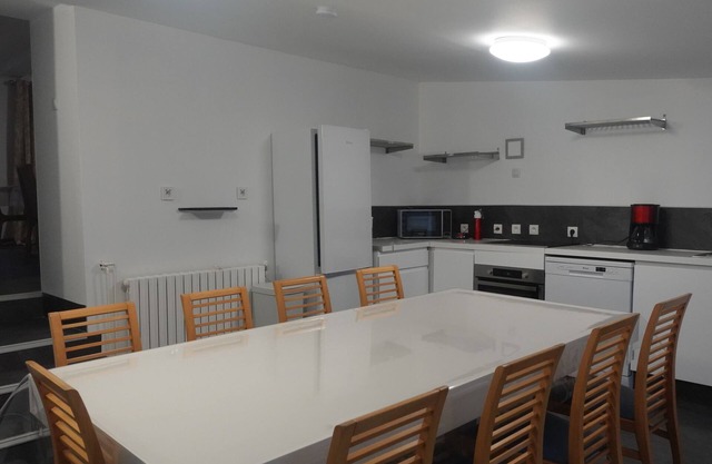 Detached country house for up to six people