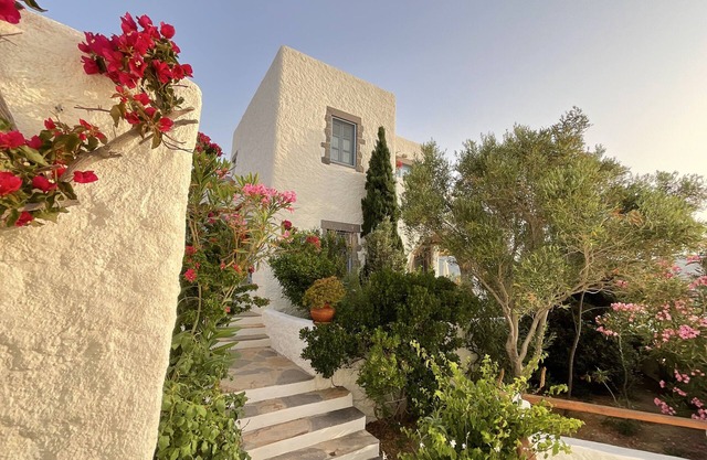 Detached, quiet domicile near the beach, Skala/Merikas Bay, EOT proof