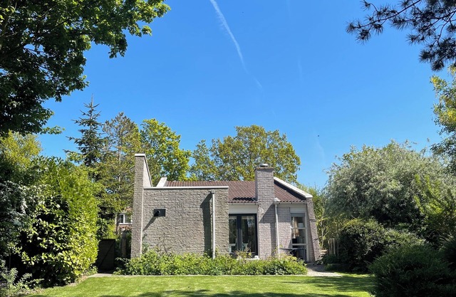 Detached villa for 5/6 persons, 3 bedrooms, 2 bathrooms, dog welcome, Brouwershaven