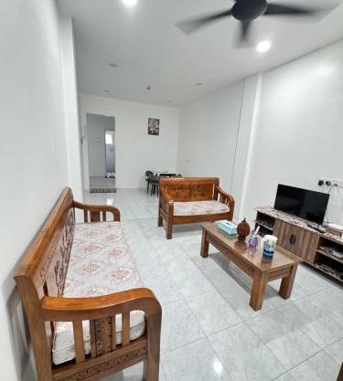 Dhaya Homestay 1