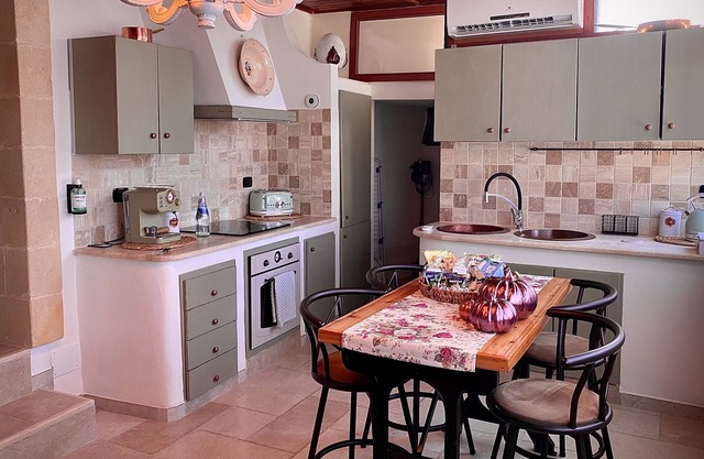 Dimore Deluxe nel Cuore del Borgo Santi Medici.ideale per Famiglie. Pet-friendly