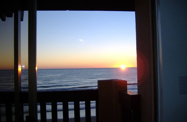 DIRECT BEACH FRONT condo with stunning views of the Gulf of Mexico