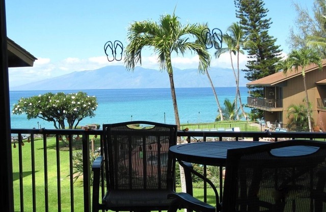 Direct Oceanfront 2BD, Kaanapali/Kahana area, FANTASTIC! Home Away from Home!
