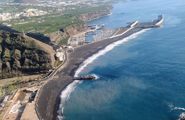 Directly on the beach - La Huaca Apartment