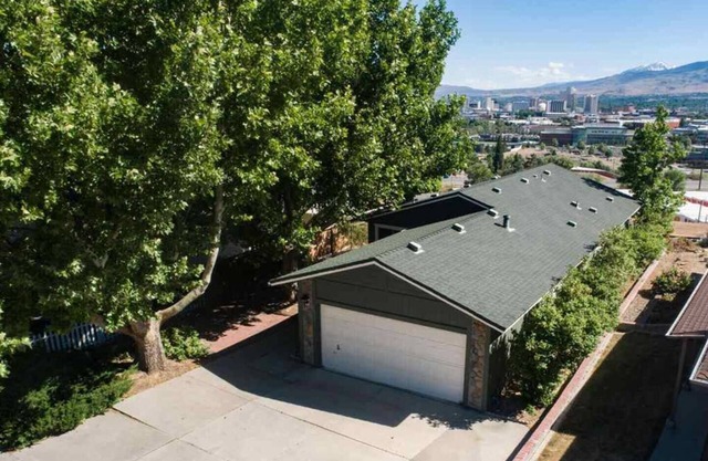 *Discount* Skyline Escape~Reno~UNR~Tahoe~Casino