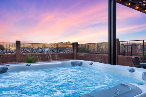 Discover Zion Mountain, Private Hot Tub-3 Bedroom