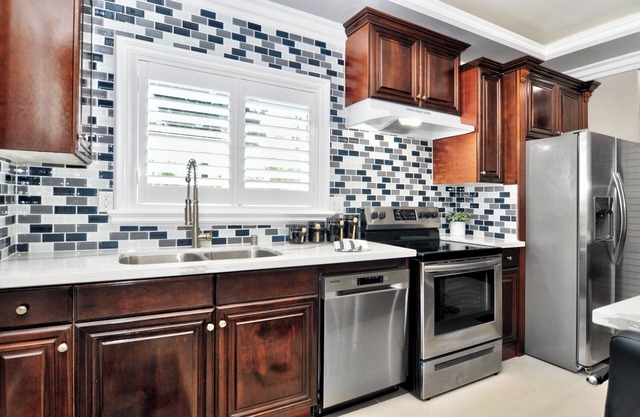 Disney/Huntington Beach New Luxury Guesthouse