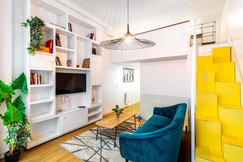 Disponible - Paris - All Equipped Souplex - From 1 to 6 Guests - Departure up to 11am - Entrance from 3pm