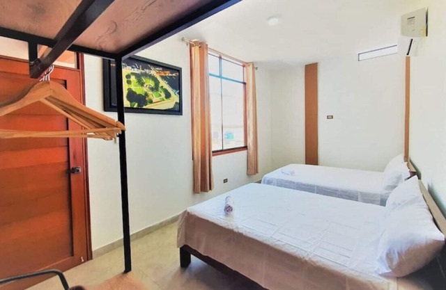 Divino apartamento Wi-fi rápido Queen Beds AC