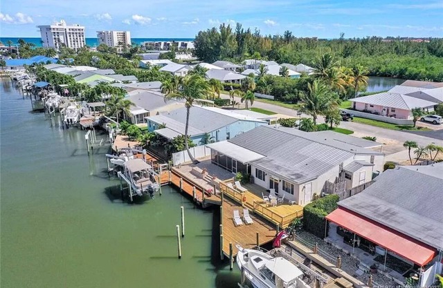 Dockside Bungalow - Fishing, kayaking and more