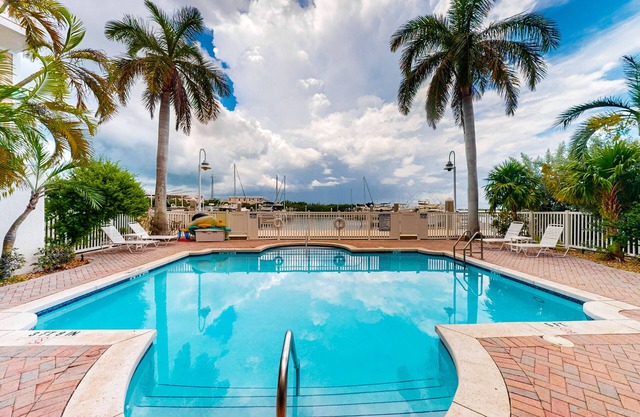 Dog-friendly, Gulf-front condo with pool, hot tub & gorgeous sunset views
