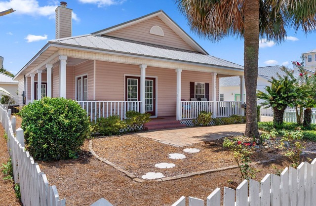 Dog Friendly Home Close to the Beach