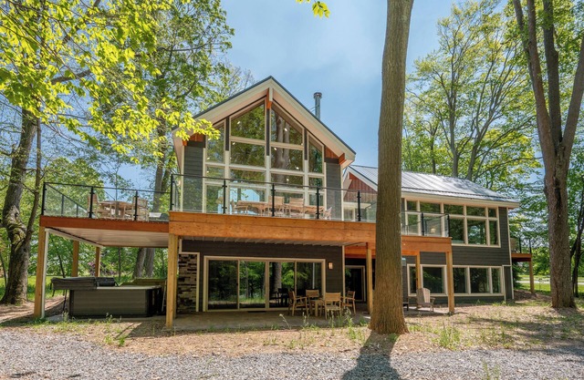 Dog Friendly Luxe Deep Creek Stay w/Indoor Pool