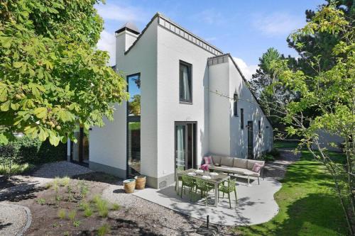 Doggersbank 38 Noordzeepark - Ouddorp - North Sea gem, wood-burning stove, big kitchen, garden with privacy