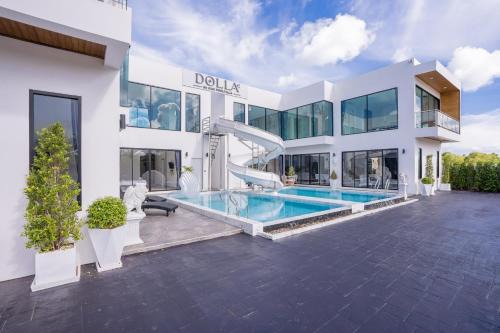 DOLLA Luxury PoolVilla Pattaya Bang Saray Beach 8 Bedrooms