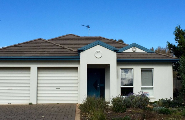 Dolphin Beach Holiday House