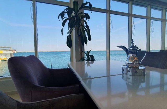 Dolphin Beach Resort