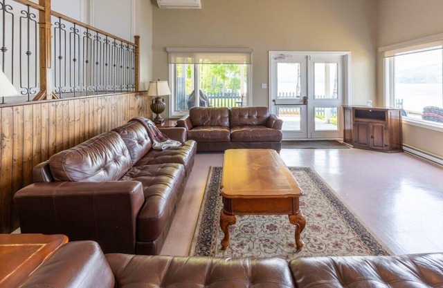 Domaine Bleu sur le Lac Pohénégamook