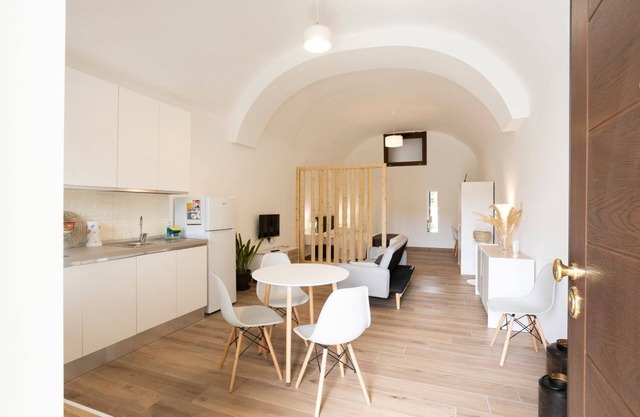 Domus 47 - Indipendent house with hot tub