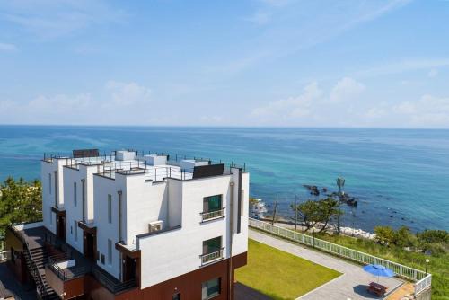 Donghae Hill House Pension